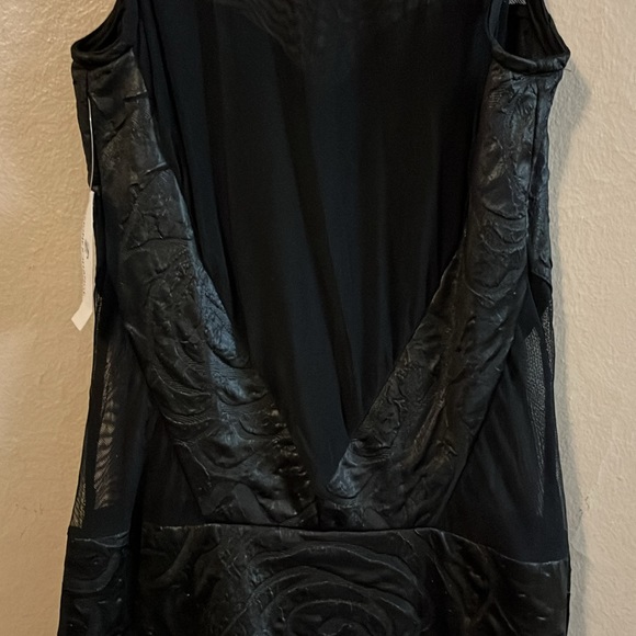 NWT Foreign Exchange Black Mesh Cut Out Embossed Textured Body Con Dress S - Picture 12 of 13